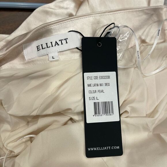 Elliatt X Revolve Larina Halter Maxi Dress in Pearl.Size L - Picture 11 of 16